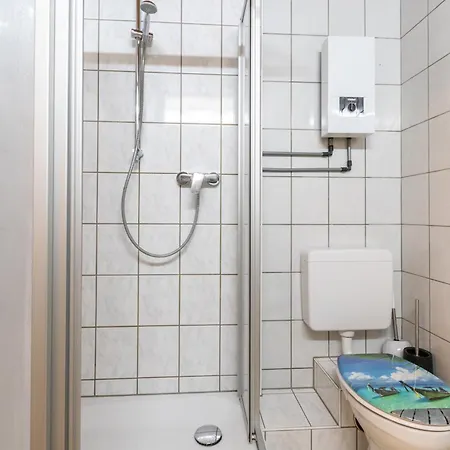 Handwerker Raum Mainz Mit 4 Schlafzimmer *