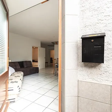 Handwerker Raum Mainz Mit 4 Schlafzimmer Апартаменты Woerrstadt