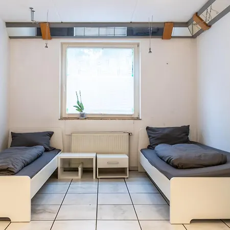 Handwerker Raum Mainz Mit 4 Schlafzimmer